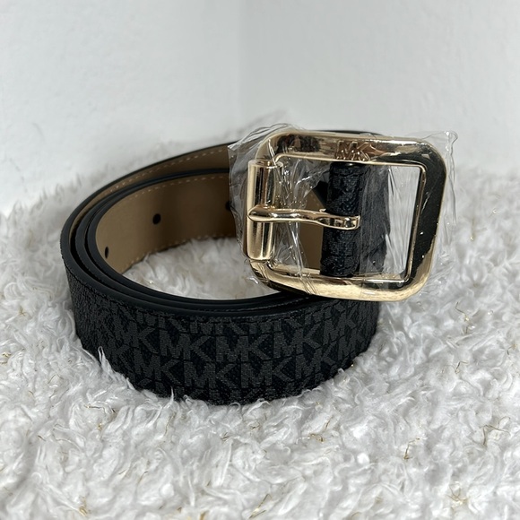 Michael Kors Stylish Black Belt with Gold Buckle - Picture 9 of 12